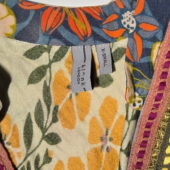Bl^nk London Anthropologie Stephanie Top XS Floral V-Neck Embroidered Boho Blue - Picture 3 of 8